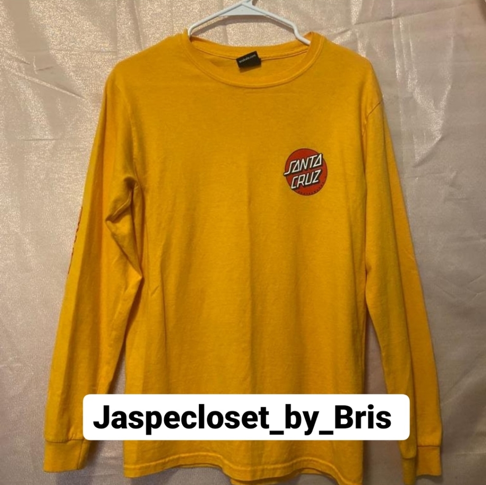 💚Used sweatshirt , Santa Cruz Brand